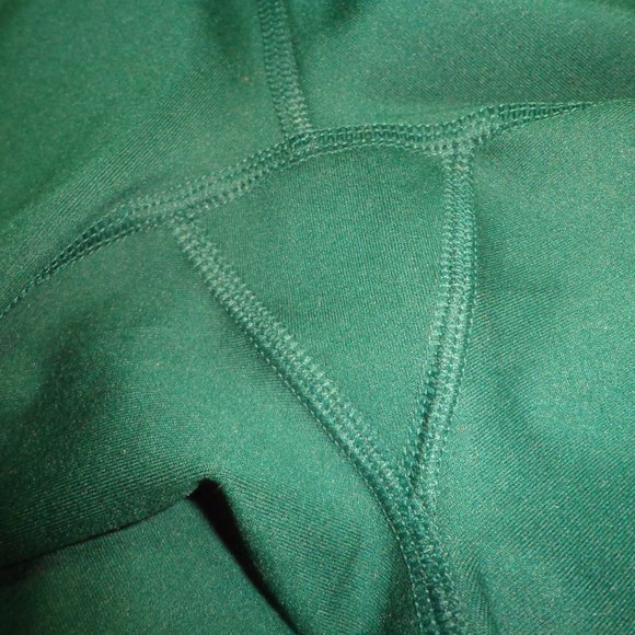 FIRM NWT Balance Collection Dry-wik Cropped Leggings Hunter Green S - Picture 16 of 16